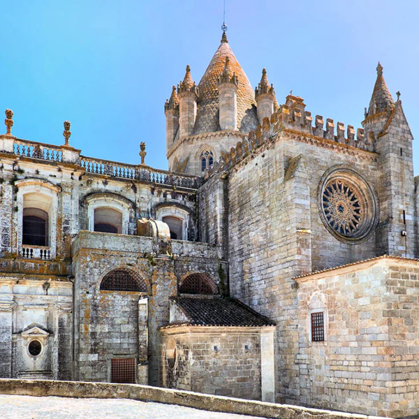 evora